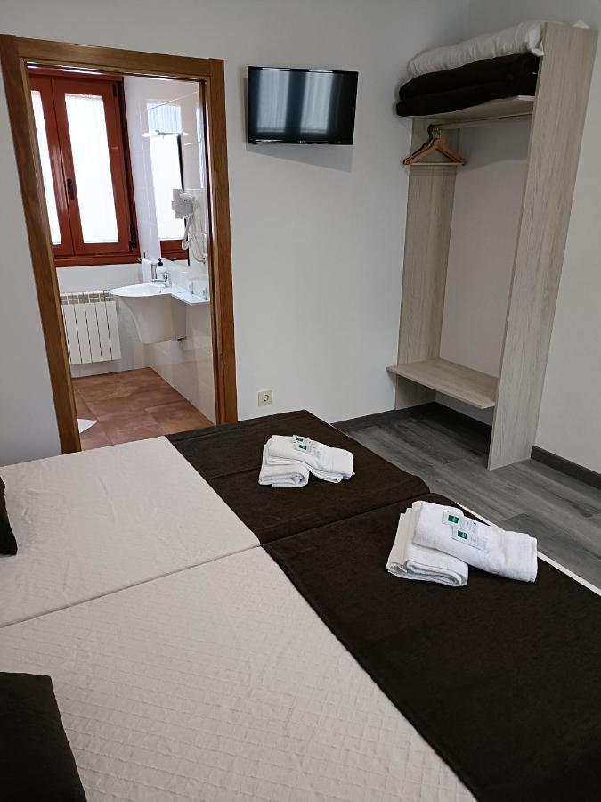 Mirador De Ribadiso Hostel Arzúa Kültér fotó